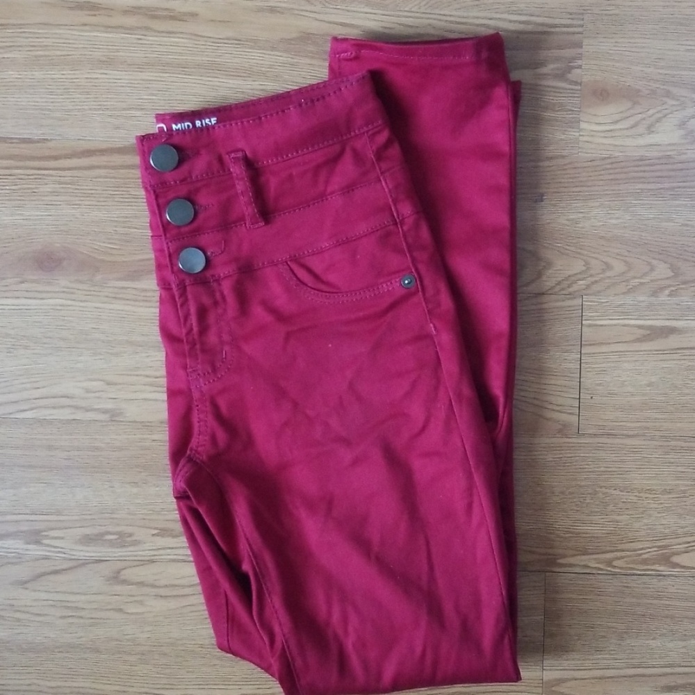 Maroon mid rise skinny pants